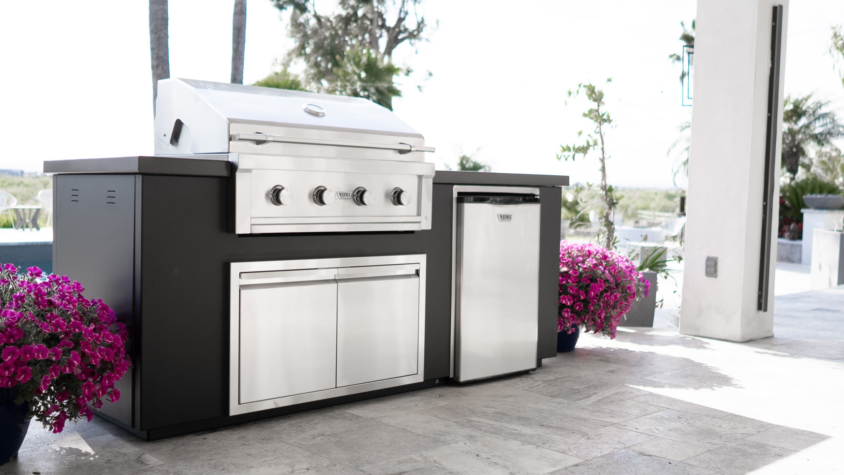 BBQs & Outdoor Kitchens